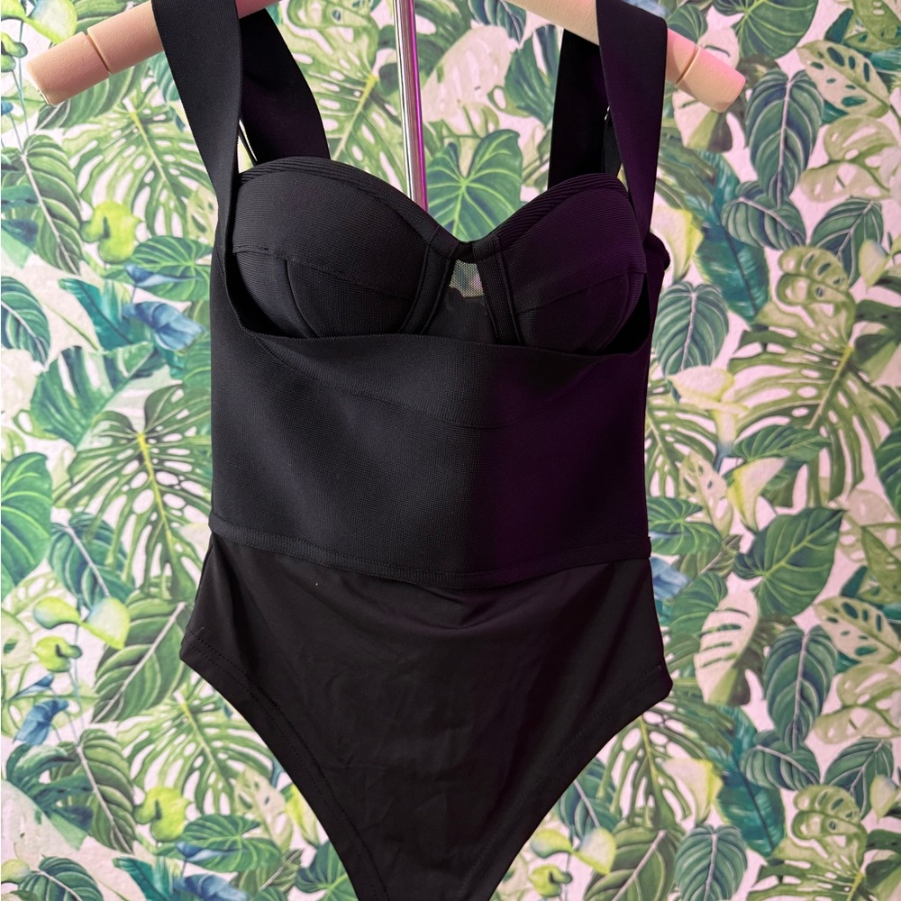 Black bandage Strapless Bodysuit